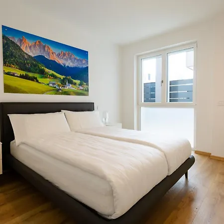 דירה Mine House Hill- 2 Privat Parking! טרנטו