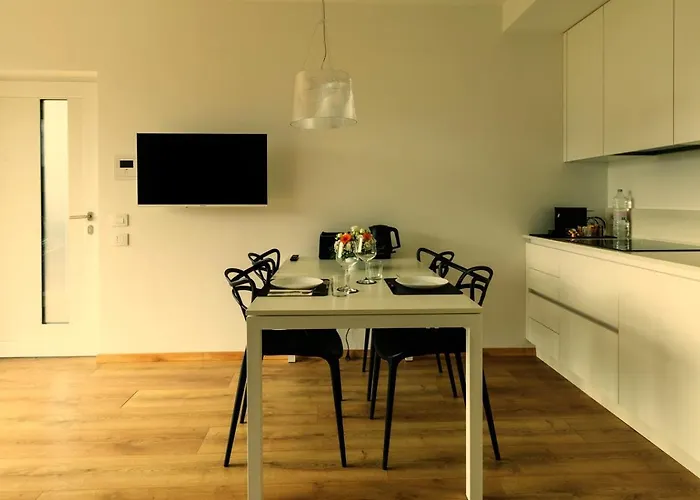 Mine House Hill- 2 Privat Parking! Apartment Trient