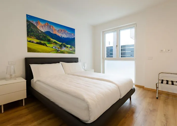 Apartment Mine House Hill- 2 Privat Parking! Trient